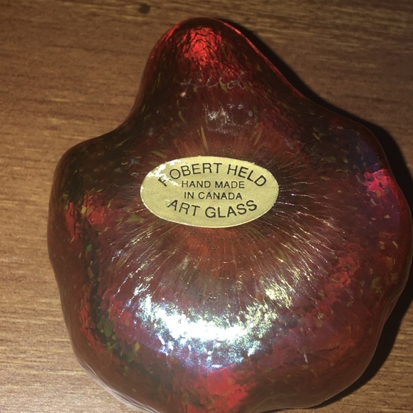 Robert Held Art Glass Canadian Maple Leaf Decor - Picture 2 of 3